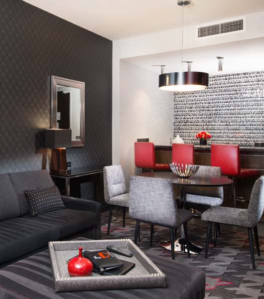 the d las vegas living room in hotel suite